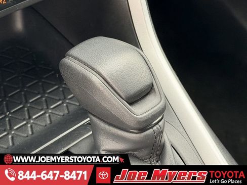 Used 2025 Toyota RAV4 LE image 21