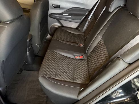 Used 2021 Nissan Kicks S FWD image 20