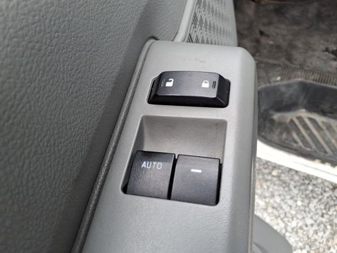 Used 2023 Ford E-350 and Econoline 350 Super Duty w/ Power Windows & Locks Group RWD image 20