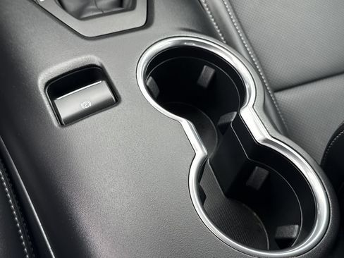 Used 2026 Ford Mustang Premium RWD image 31