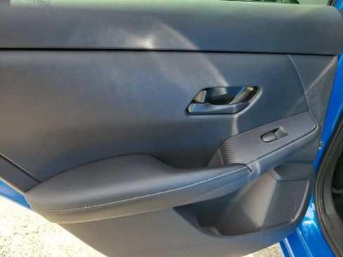 Used 2024 Nissan Sentra SV FWD image 18