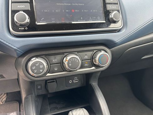 Used 2025 Nissan Versa SV image 23