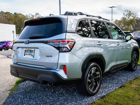 Certified 2025 Subaru Forester Limited w/ Popular Package #2 image 18