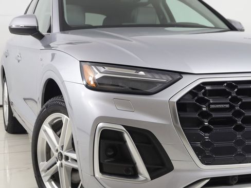 Used 2021 Audi Q5 e Prestige w/ Prestige Package AWD/4WD image 18
