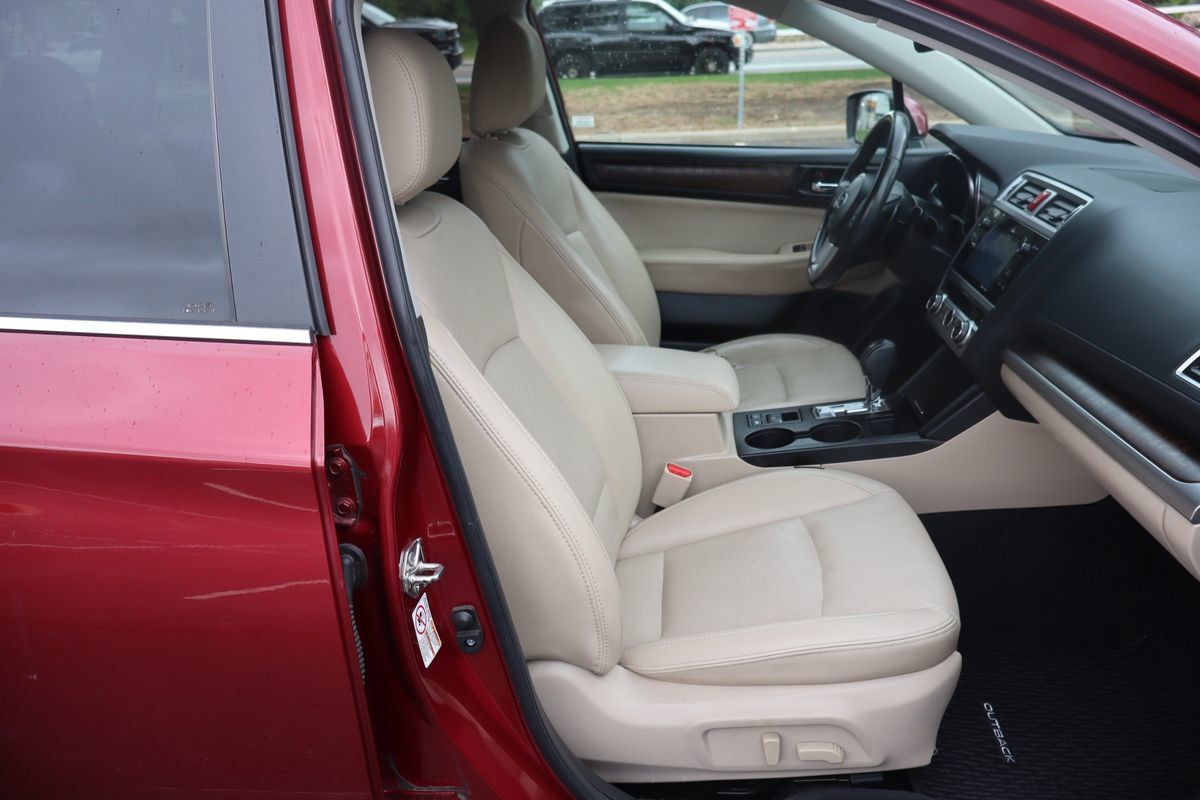Used 2015 Subaru Outback 2.5i Limited AWD/4WD image 22