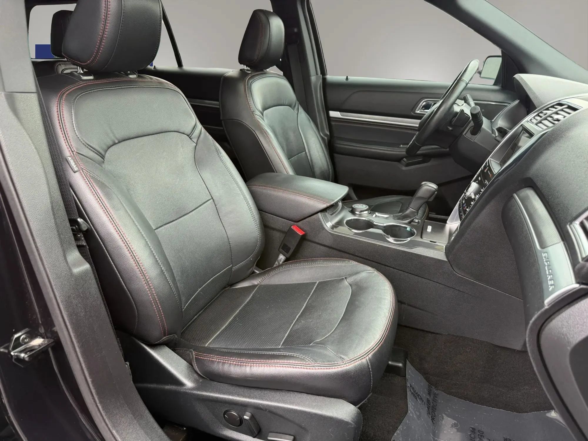 Used 2019 Ford Explorer Sport w/ Equipment Group 401A AWD/4WD image 28