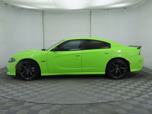 Used 2023 Dodge Charger R/T w/ Blacktop Package image 8