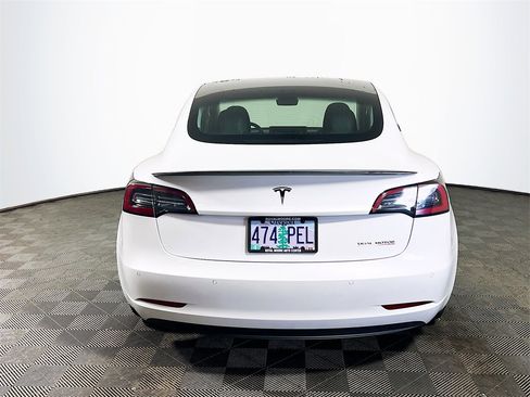 Used 2020 Tesla Model 3 Performance image 7