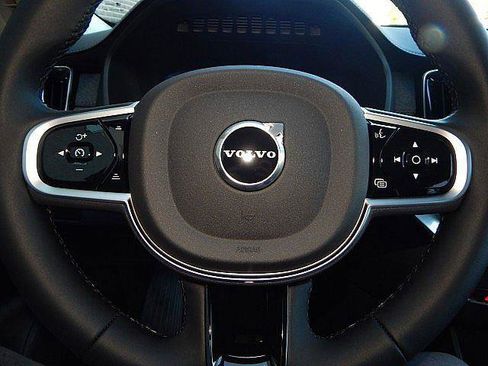 New 2026 Volvo XC90 B6 Ultra w/ Lounge Package AWD/4WD image 23