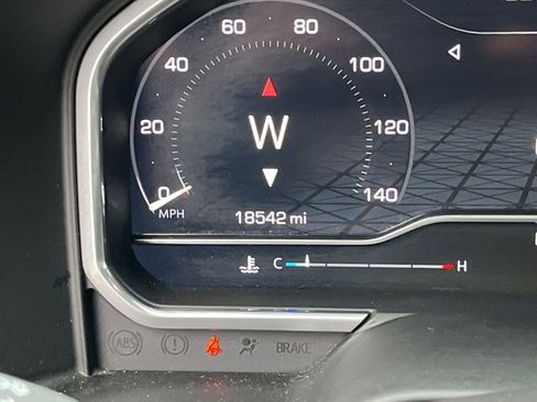 Used 2024 GMC Sierra 1500 AT4X image 24