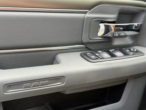 Used 2018 RAM 1500 Big Horn AWD/4WD image 24