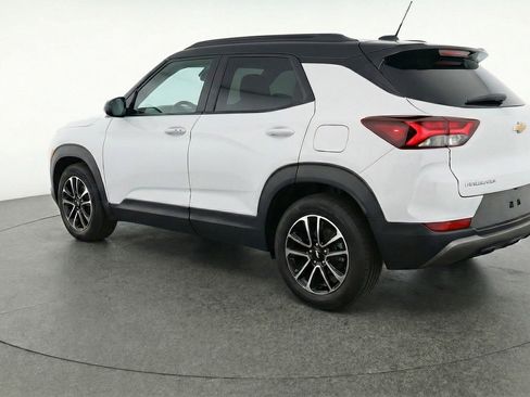 Used 2025 Chevrolet TrailBlazer LT image 6