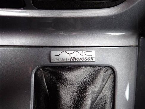 Used 2014 Ford Focus Titanium FWD image 19