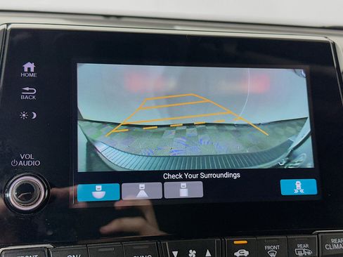 Used 2023 Honda Odyssey EX-L image 13