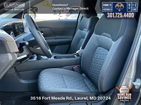 New 2026 Nissan Kicks SV w/ SV Premium Package image 6