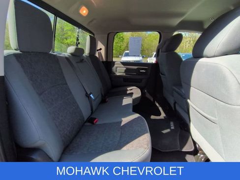 Used 2019 RAM 1500 Classic SLT w/ Luxury Group AWD/4WD image 25