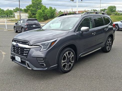 Used 2023 Subaru Ascent Touring AWD/4WD image 6