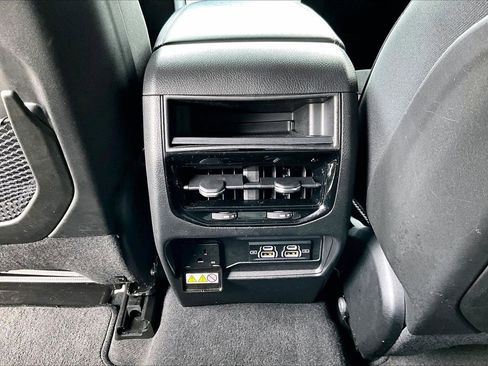 Certified 2023 Jeep Grand Cherokee Altitude AWD/4WD image 15