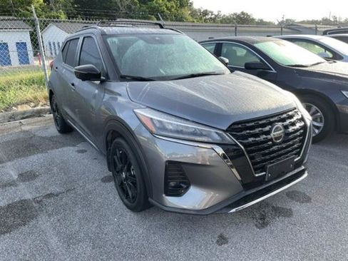 Used 2021 Nissan Kicks SR w/ SR Premium Package image 26