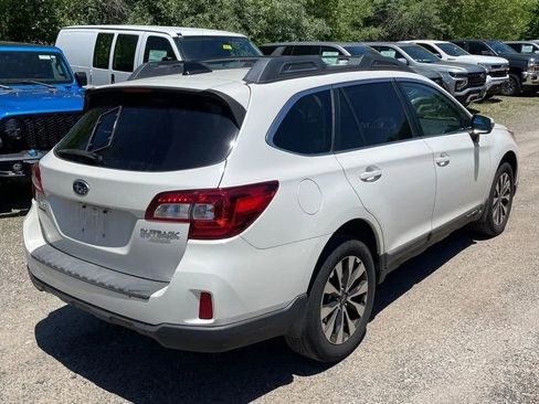 Used 2016 Subaru Outback 2.5i Limited AWD/4WD image 8