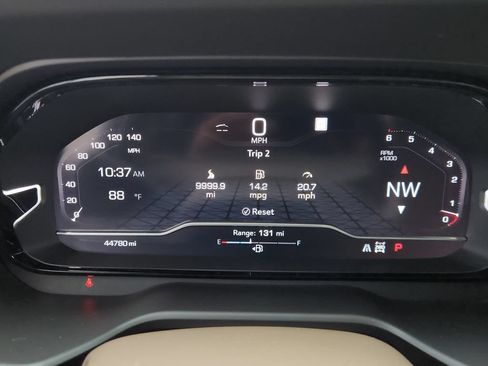 Used 2023 GMC Yukon XL Denali AWD/4WD image 15