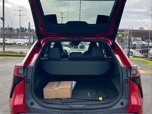 Used 2024 Subaru Solterra Touring image 27