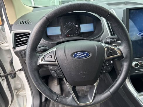 Used 2022 Ford Edge SEL w/ Convenience Package AWD/4WD image 11