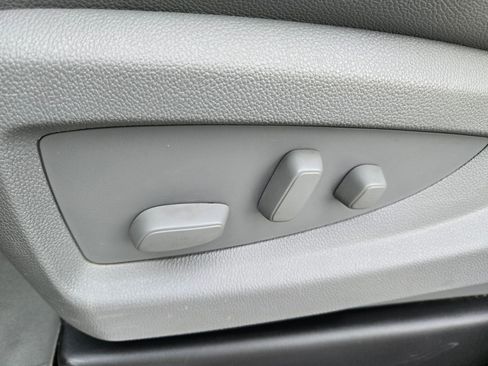 Used 2017 Chevrolet Tahoe LT image 23