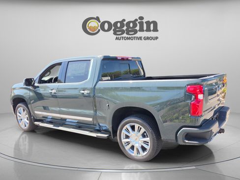 New 2026 Chevrolet Silverado 1500 High Country w/ High Country Premium Package image 3