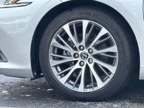 Used 2019 Lexus ES 350 w/ Accessory Package 2 FWD image 7
