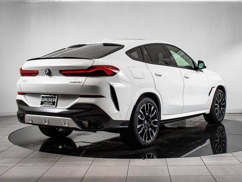 New 2026 BMW X6 xDrive40i w/ Climate Comfort Package image 10