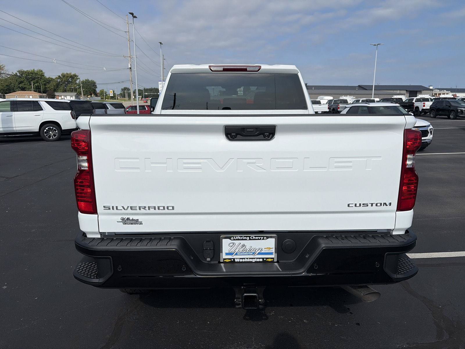 New 2026 Chevrolet Silverado 2500 Custom w/ Custom Value Package AWD/4WD image 4
