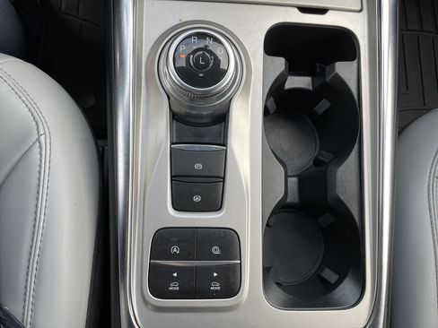 Used 2021 Ford Explorer XLT w/ Equipment Group 202A image 56