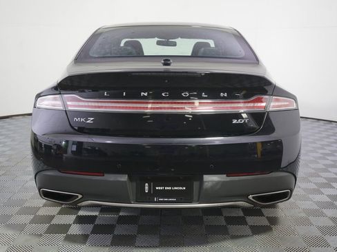 Used 2017 Lincoln MKZ Reserve FWD image 5