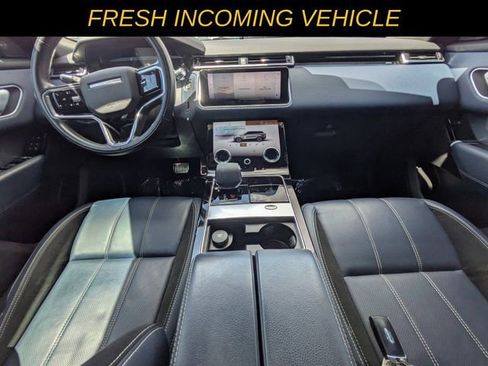 Used 2021 Land Rover Range Rover Velar R-Dynamic S image 12