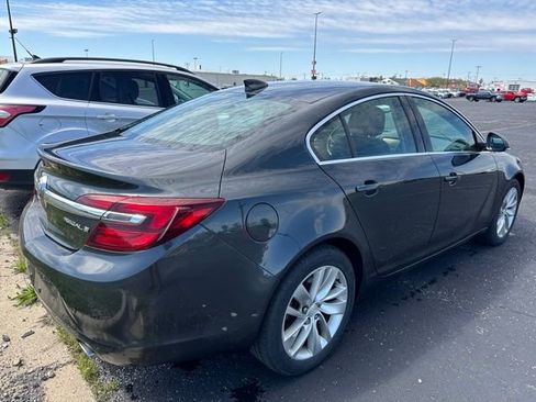 Used 2016 Buick Regal FWD image 4