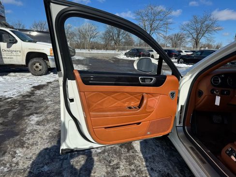 Used 2011 Bentley Flying Spur Flying Spur Speed image 15