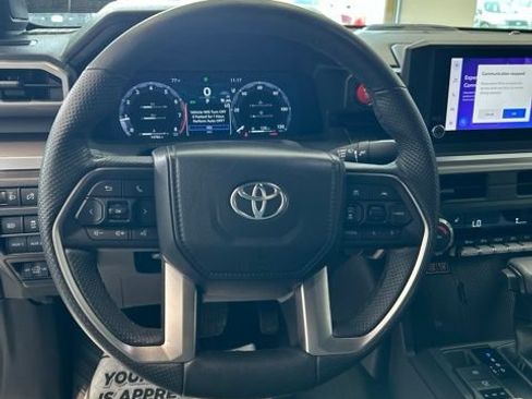 Certified 2025 Toyota Tacoma TRD Off-Road w/ TRD Off Road Upgrade Package AWD/4WD image 6