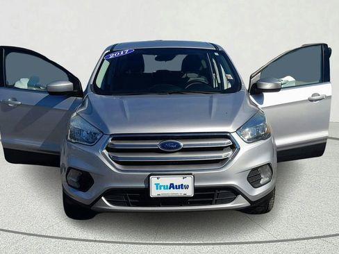 Used 2017 Ford Escape SE AWD/4WD image 9