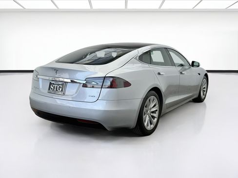 Used 2017 Tesla Model S 75D AWD/4WD image 4