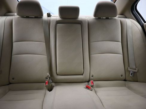 Used 2016 Honda Accord EX image 38