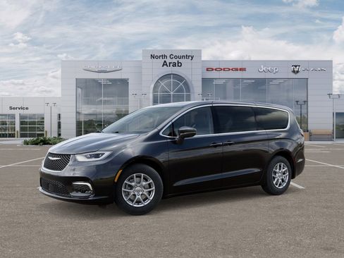 New 2026 Chrysler Pacifica Select image 2