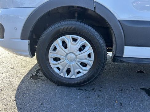 Used 2023 Ford Transit 350 XLT image 9