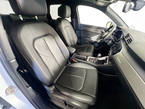 Used 2024 Audi Q3 2.0T Premium image 30