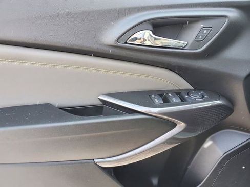 Certified 2024 Chevrolet Trax ACTIV w/ Sunroof Package image 16