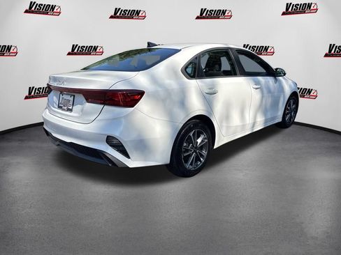 Used 2023 Kia Forte LXS FWD image 5