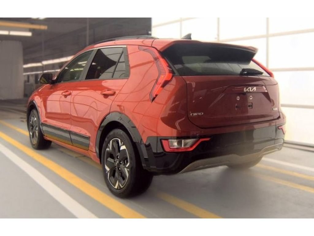 Used 2023 Kia Niro Wind FWD image 4