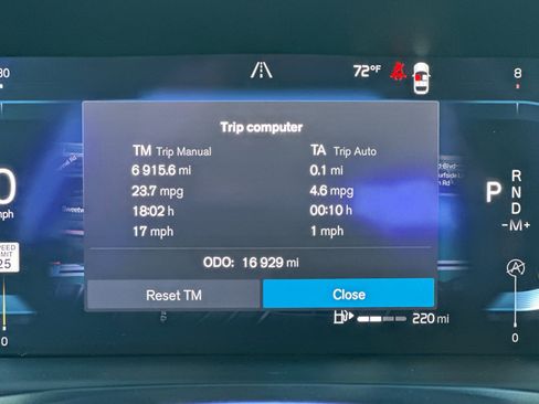 Certified 2023 Volvo S60 B5 Plus w/ Climate Package image 30