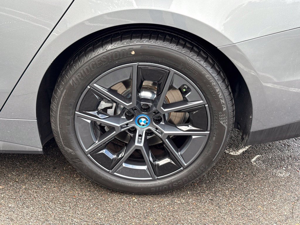 Certified 2024 BMW i4 eDrive40 w/ Premium Package RWD image 14