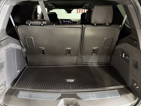 Used 2024 Cadillac Escalade Sport Platinum w/ LPO, ONYX Package image 23